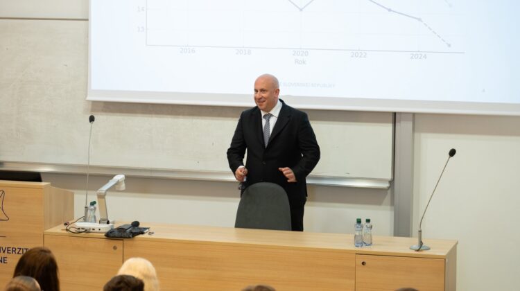 Zdroj: FB Ministerstvo dopravy SR